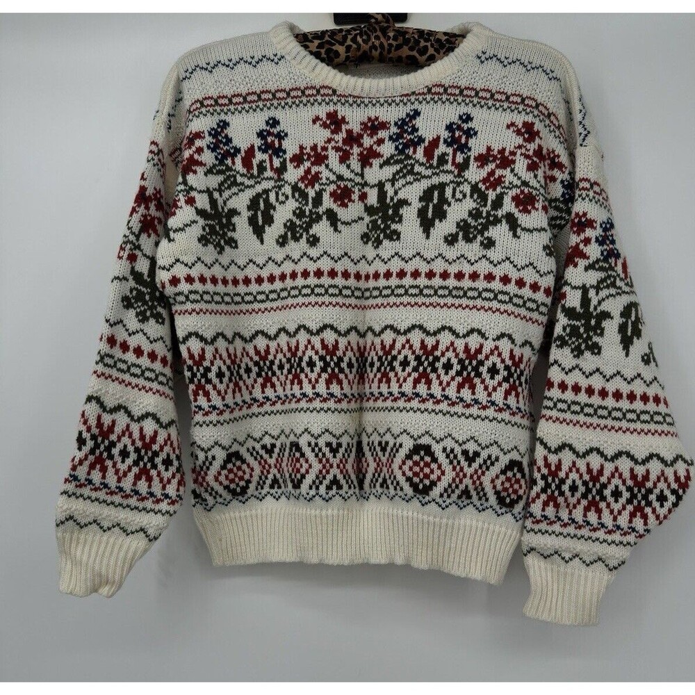 Vintage Vicki Wayne Women's White Floral‎ Sweater Size M Very Nice! Y2K!